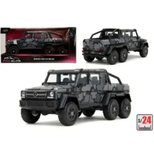1/24 MERCEDES BENZ AMG G63 6X6 PINK SLIPS
